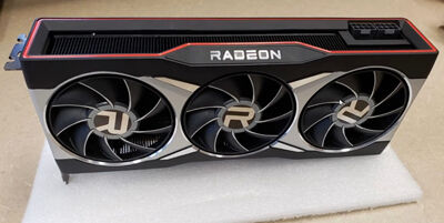 AMD-Radeon-RX-6900XT-Jay