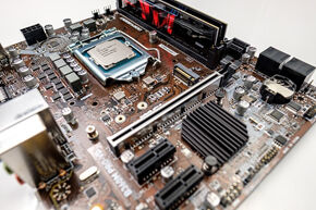 cpu-gc64c0b252_640