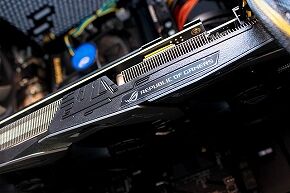 pc-2798015_640