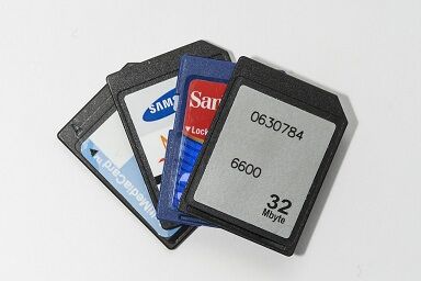 memory-cards-1426566_1280