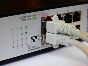 switch-g052c081db_640