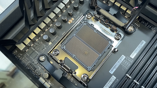 ASUS-X670-AM5-Motherboard-Dead