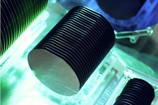 silicon_wafer_in_the_world_l_01