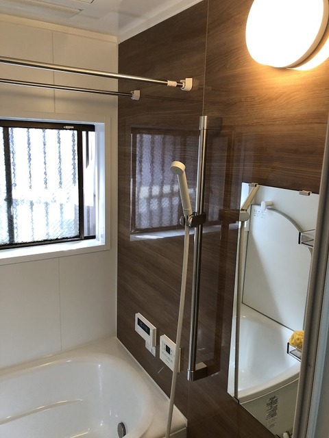 bath room wall