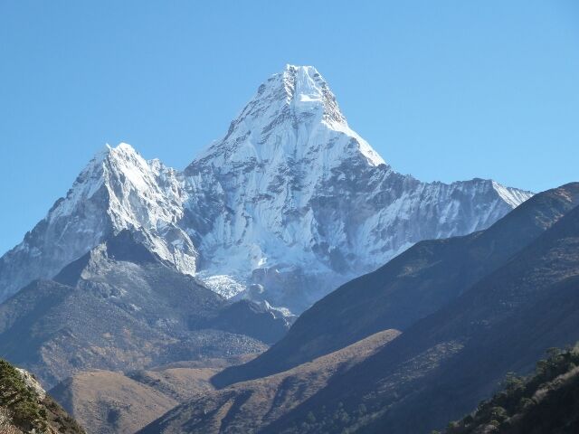 Aamadablam everest everest base camp (640x480)