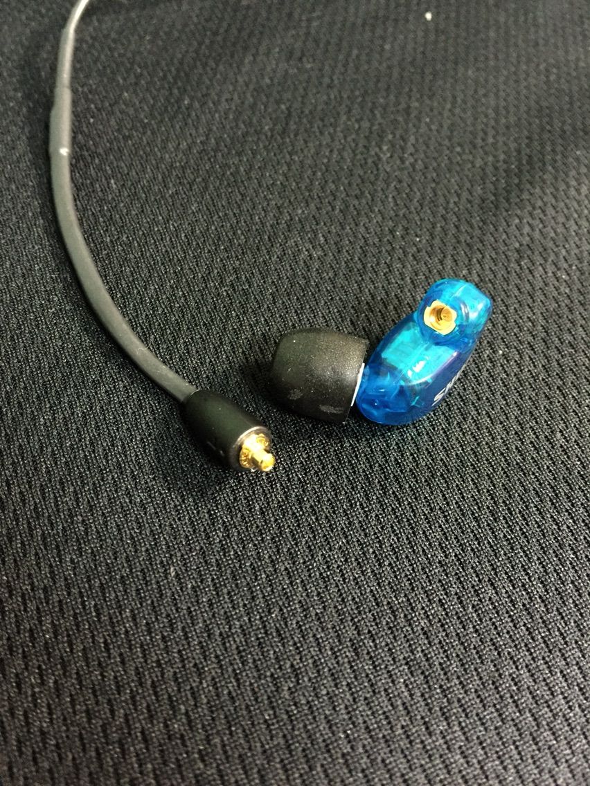 驚きの遮音性 Shure Se215 Spe 素人目線レビュー 話したくなったので少し話します