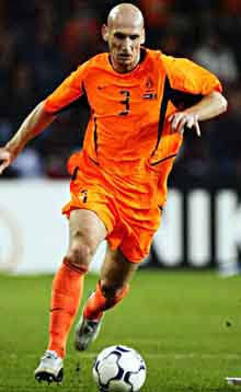 ヤープ・スタム　オランダ代表レジェンド オランダのレジェンドDFスタム氏が後輩ファン・ダイクを称賛