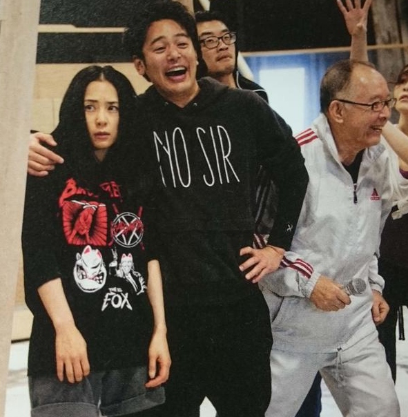 Babymetal 深津絵里がベビメタtシャツで舞台稽古 Babymatometal Babymetal 深津絵里がベビメタtシャツで舞台稽古 Babymatometal