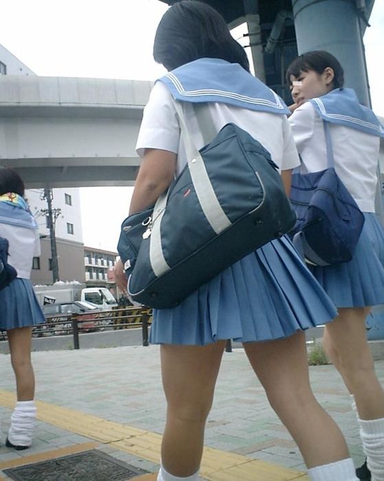 【画像大量】制服があるのは日本の学校だけ