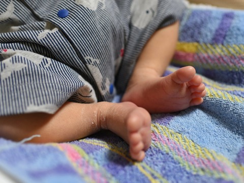 C6352990-2F34-4A4C-9944-104E36F14329