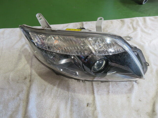 カローラフィールダー 140系 後期 右ヘッドライトユニット HID