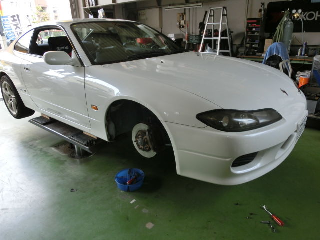 S15 シルビア フロントフェンダーツメ折り : WEED DRIVE