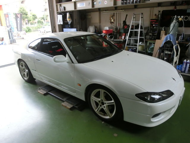□引き取り希望□シルビアS15 specR純正左右フェンダー(ツメ折り