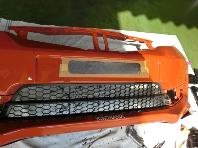 GE8 フィットRS フロントバンパー加工 : WEED DRIVE