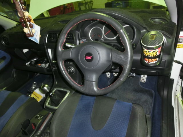 GDB インプレッサ ステアリング交換 : WEED DRIVE