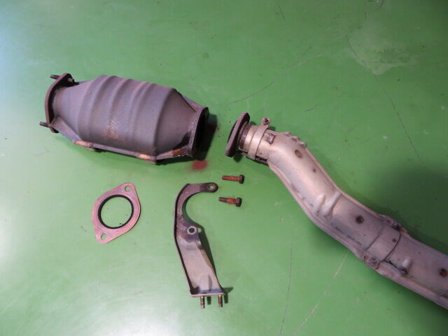S15 シルビア フロントパイプ、触媒交換 : WEED DRIVE S15 シルビア フロントパイプ、触媒交換 : WEED DRIVE