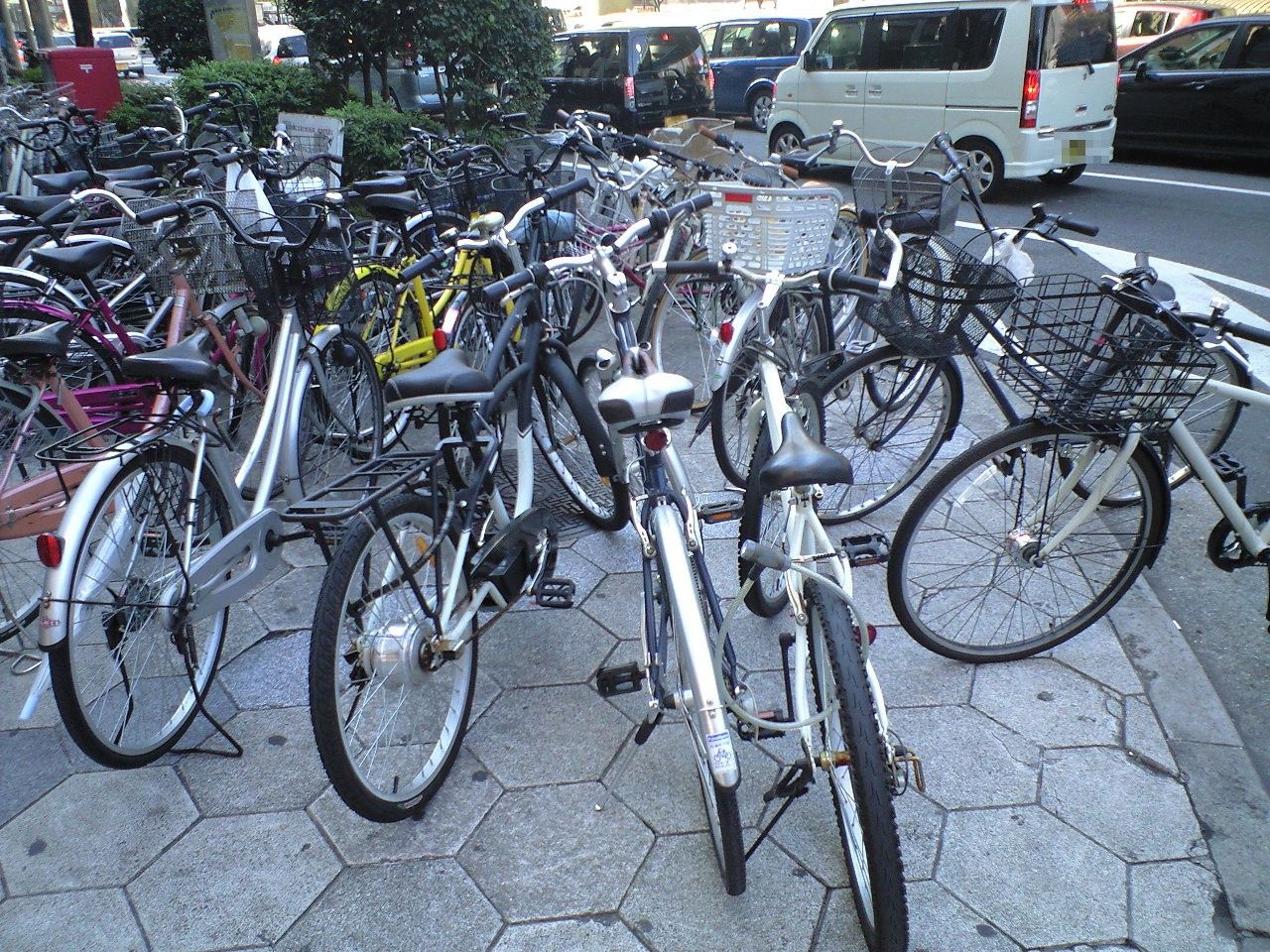 地下鉄日本橋駅 大阪 自転車駐輪