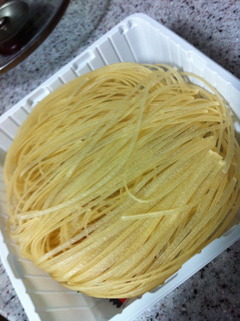サルグクス(米で出来た麺)