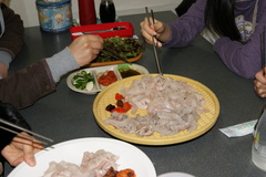 ���ɿȤ򿩤٤�