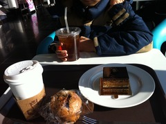 ©�Ҥȥǡ���