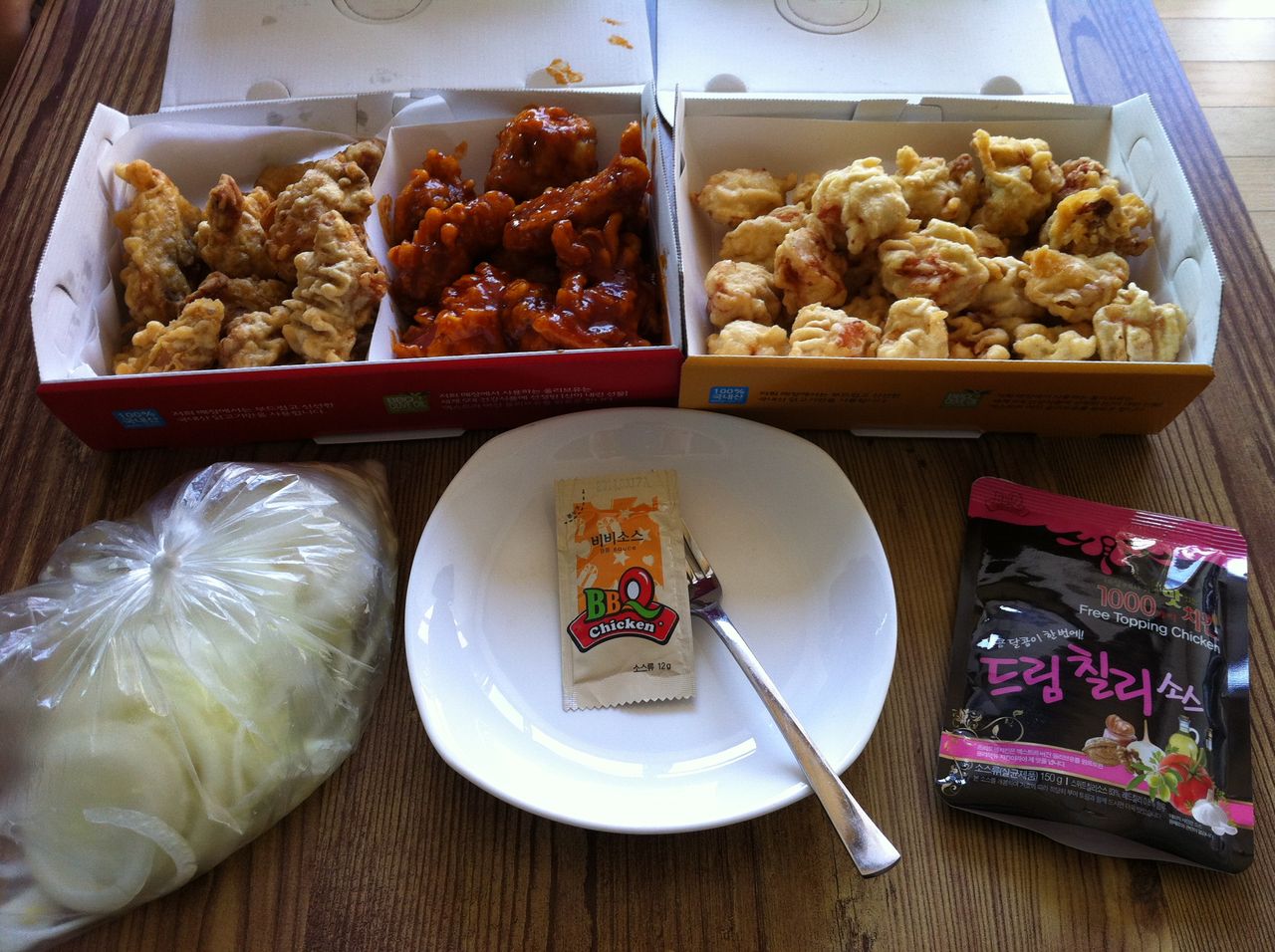 久しぶりのbbqチキン 韓国b級グルメ 久しぶりのbbqチキン 韓国b級グルメ