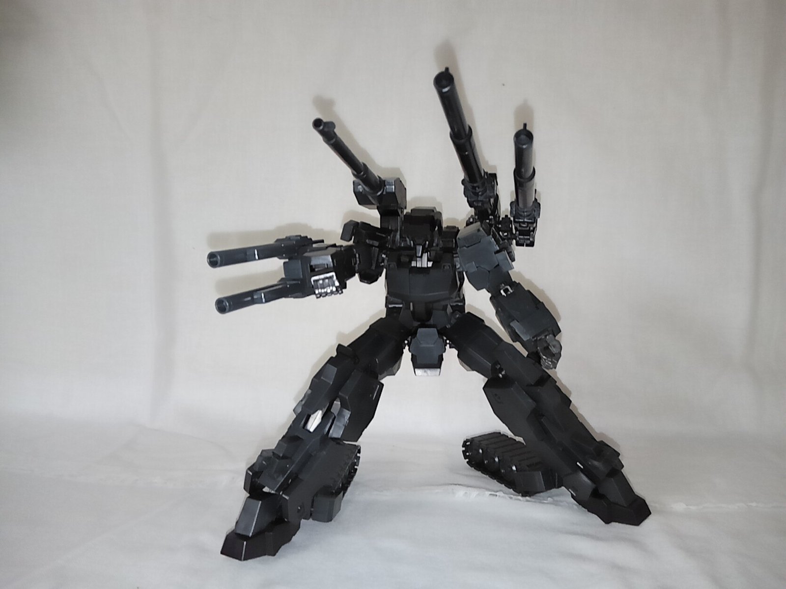 フレームアームズ XFA-01 ウェアウルフ・スペクター:RE : 西へ東へ