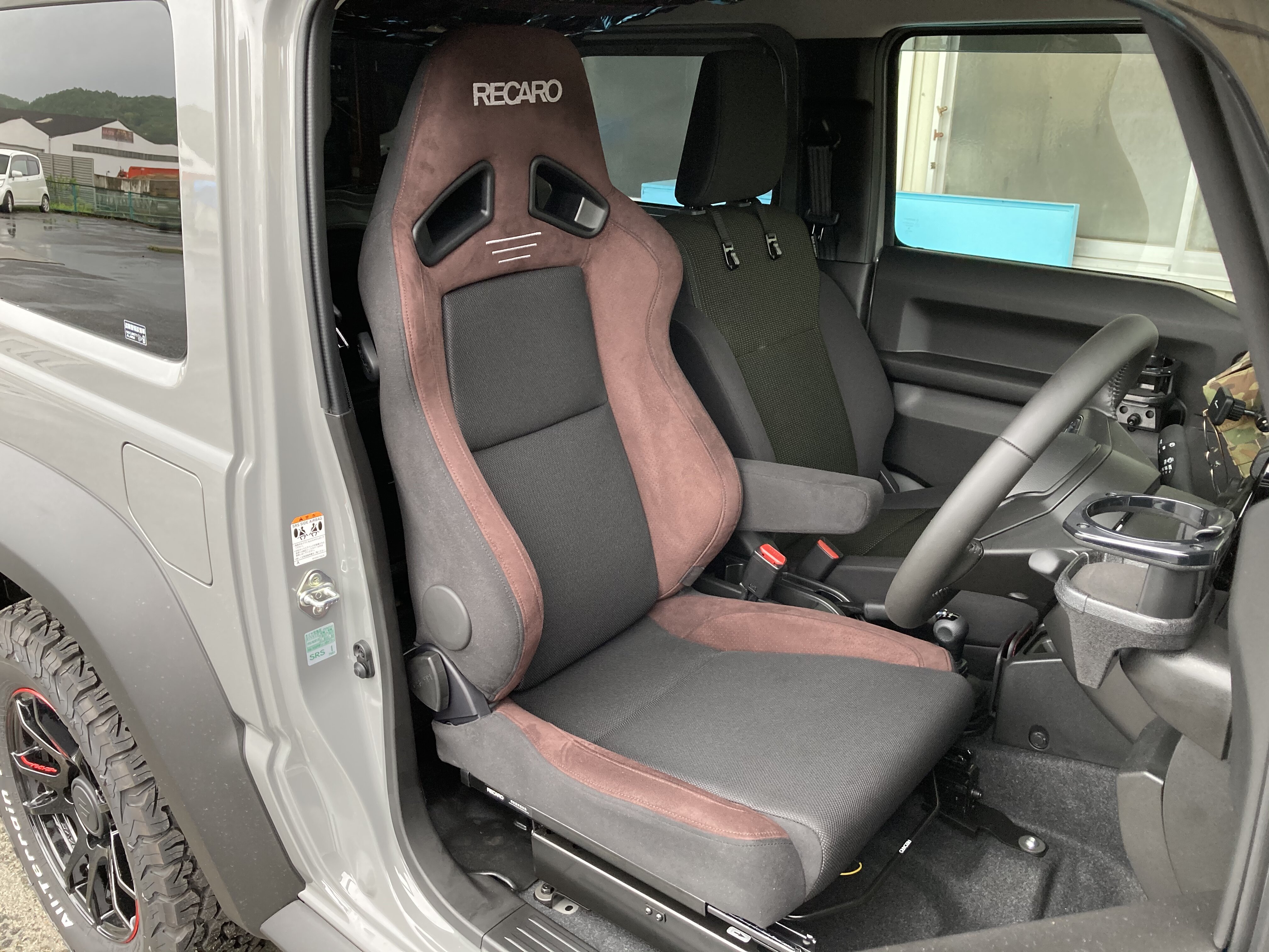 翌日発送可能】 4点セット▫️RECARO レカロ フロント リヤ シートベルトカバー ブラック