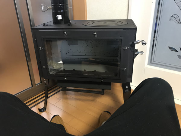ロマンチカル薪ストーブを開封してみた : 超ショートなblog（仮）