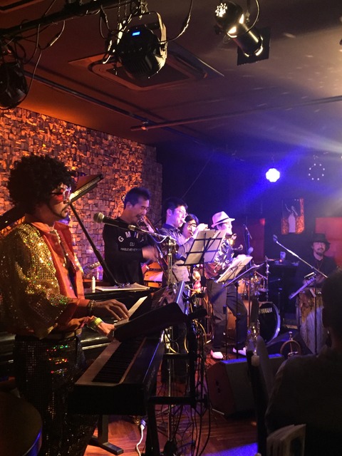 ファンクバンドのライブ観戦の話と単音基礎トレーニング(あ)下行