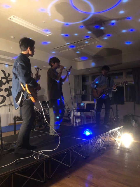 22 MEJIOKROCK 色付き