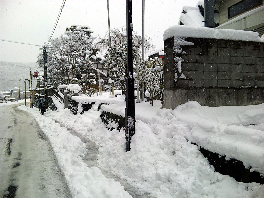 南岸低気圧のドカ雪 : Airplane and Weather Diary