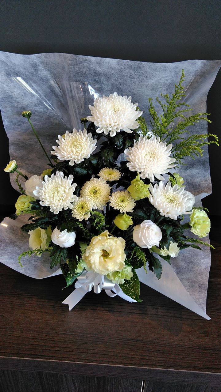 仏花アレンジ 綿半スーパーセンター 富士河口湖店ガーデンブログ 仏花アレンジ 綿半スーパーセンター 富士河口湖店ガーデンブログ
