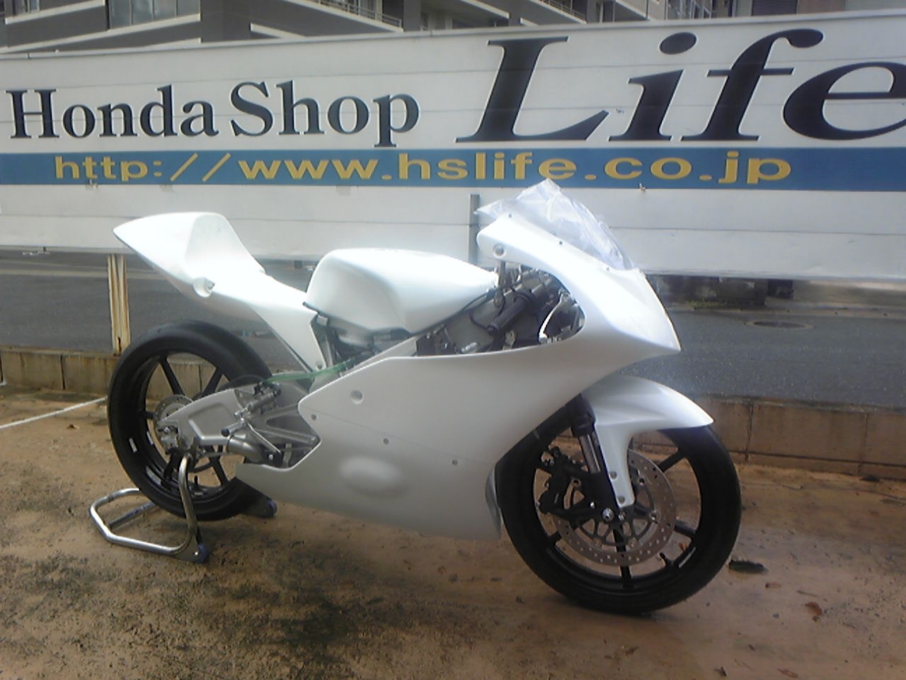 Nsf250r エンジン音 バイ ホンダショップライフ福岡城南店の日記書きよるバイ