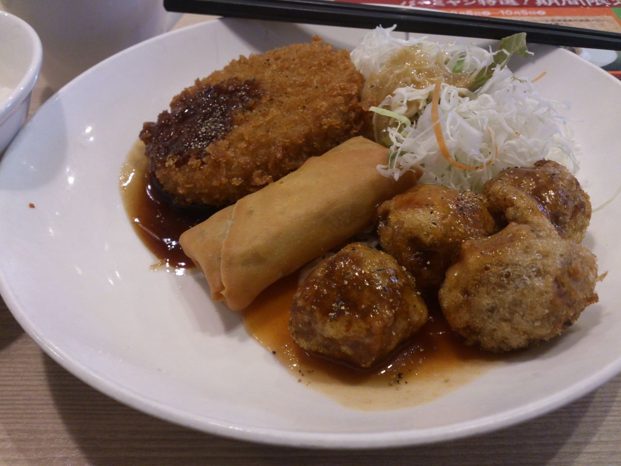 バーミヤン 日替わりランチ 肉団子とメンチ春巻き 東山水上行