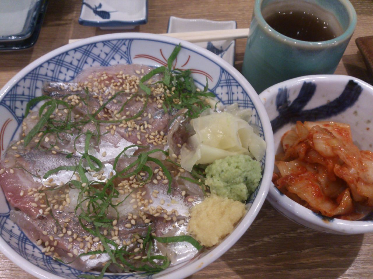 磯丸水産 アジ丼 東山水上行