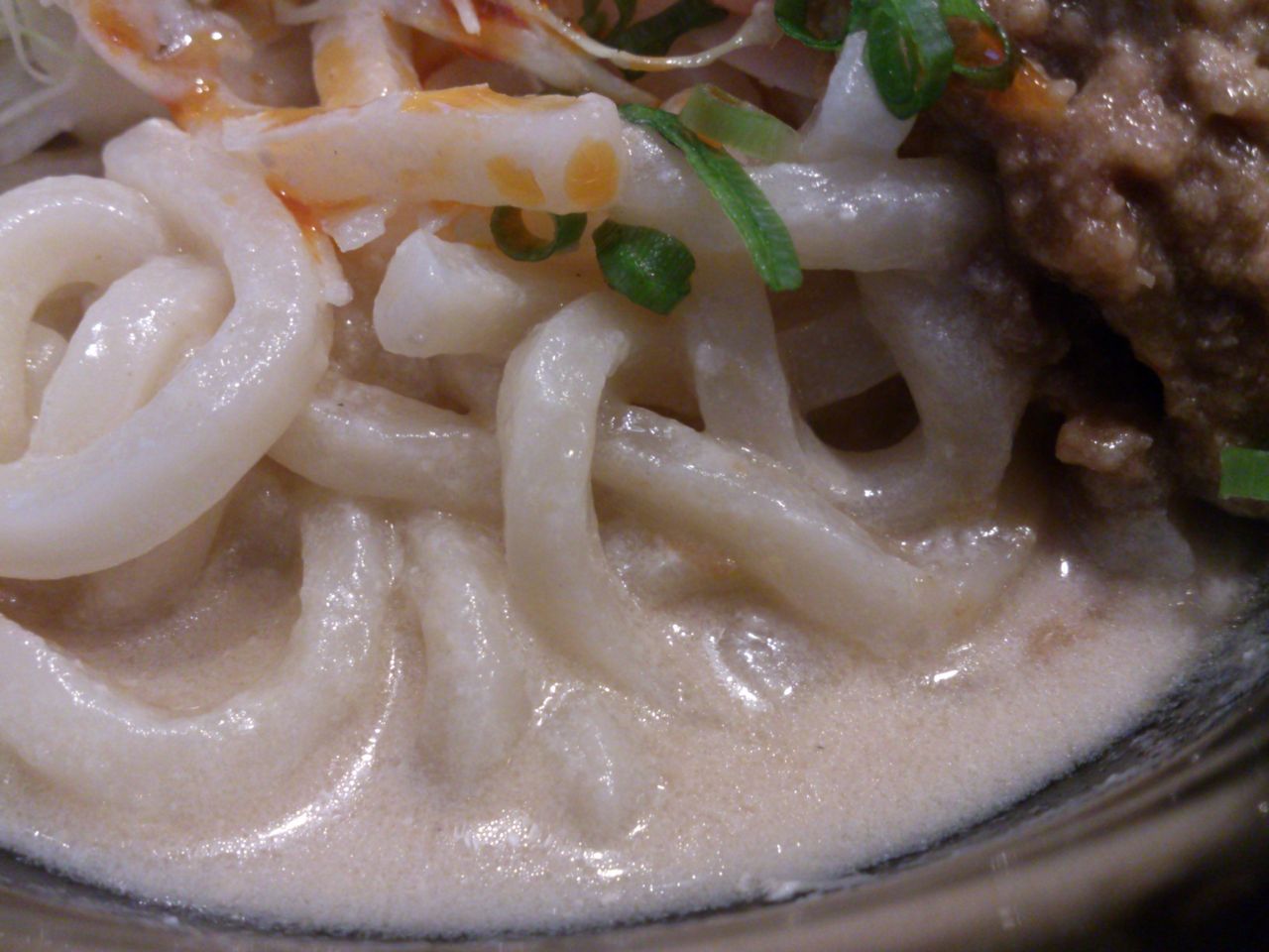 ガスト 冷やし豆乳坦々うどん 東山水上行