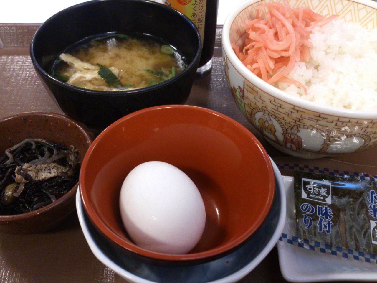 すき家 たまごかけごはん朝食 東山水上行