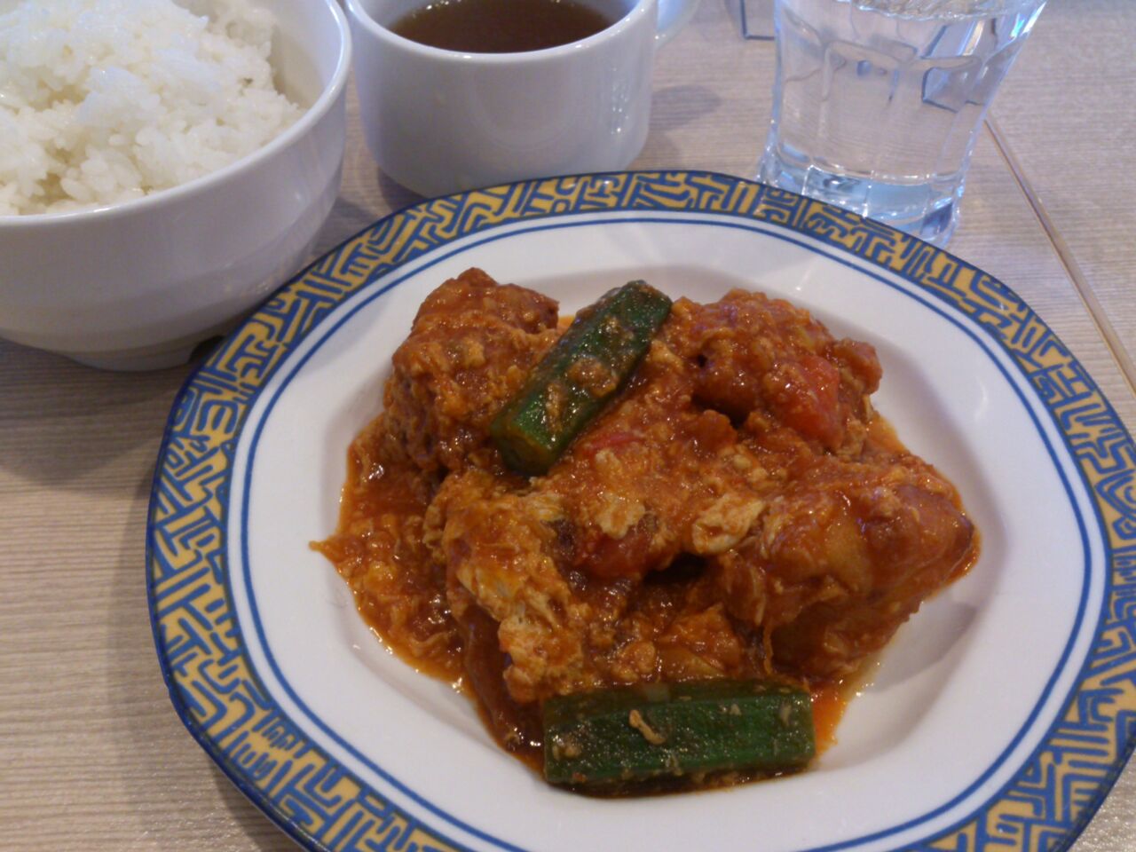バーミヤン 鶏肉とオクラのトマ玉子炒めランチ 東山水上行