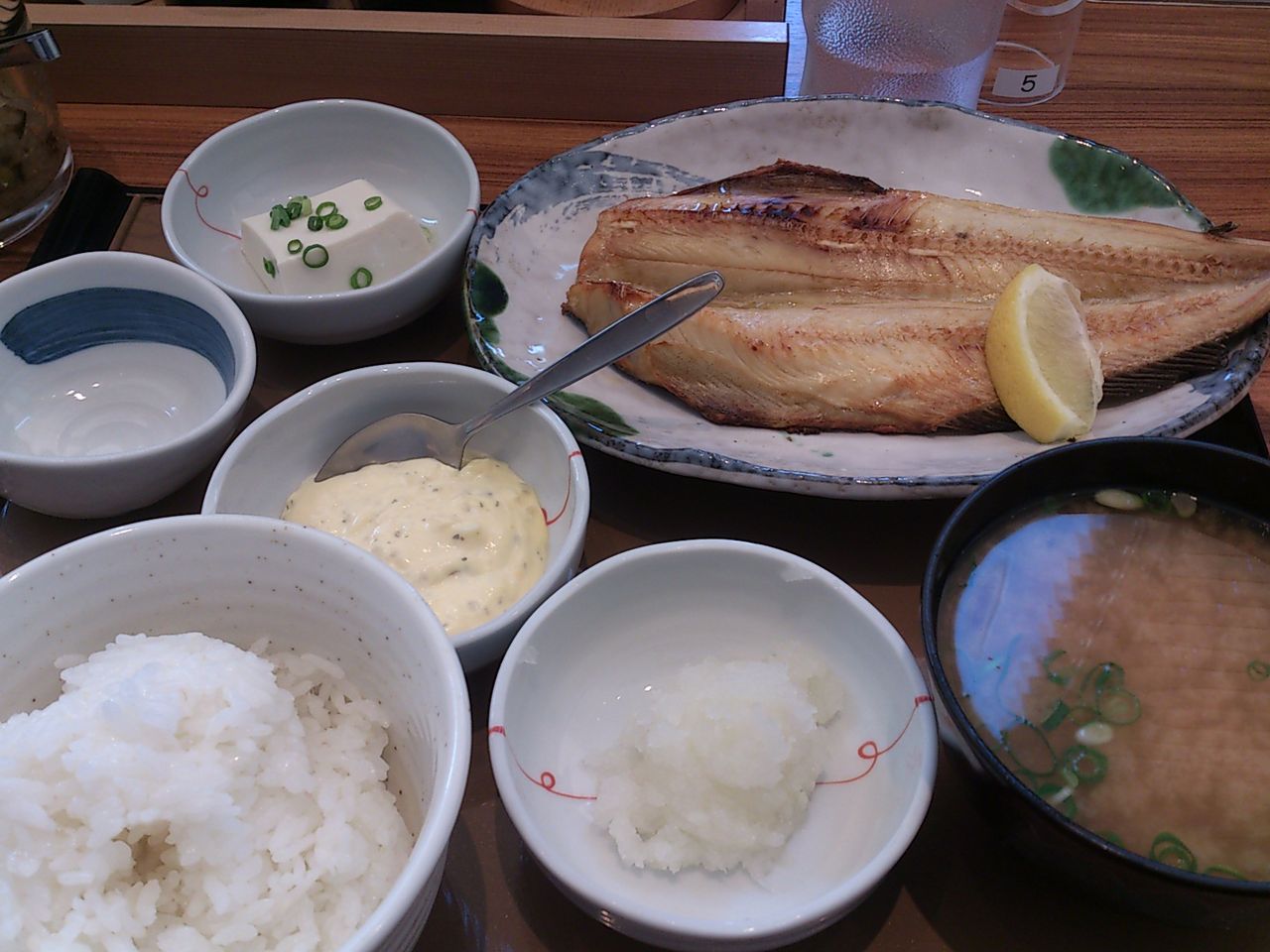 やよい軒 しまほっけ定食 東山水上行 やよい軒 しまほっけ定食 東山水上行