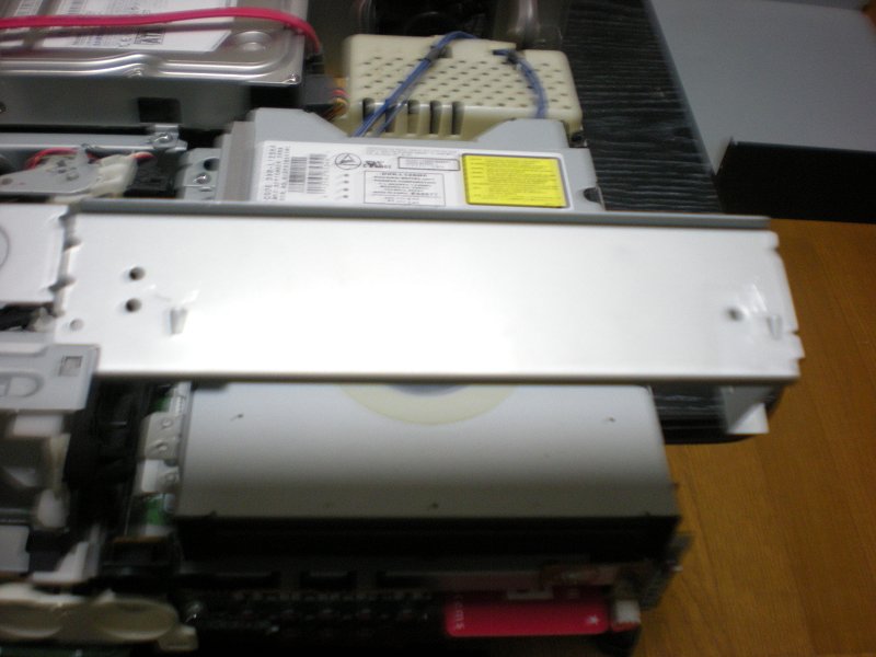 SHARP DV-ACV52のDVDドライブ交換 : フーの野良ランナー日記 SHARP DV-ACV52のDVDドライブ交換 : フーの野良ランナー日記