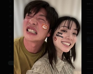 夫と元嫁とのベッド写真が入ったSDがちょこちょこ見つかる。夫「見つけたら勝手に処分していい」私「そう言われても不愉快」夫「我慢できないんなら田舎に帰れよw」