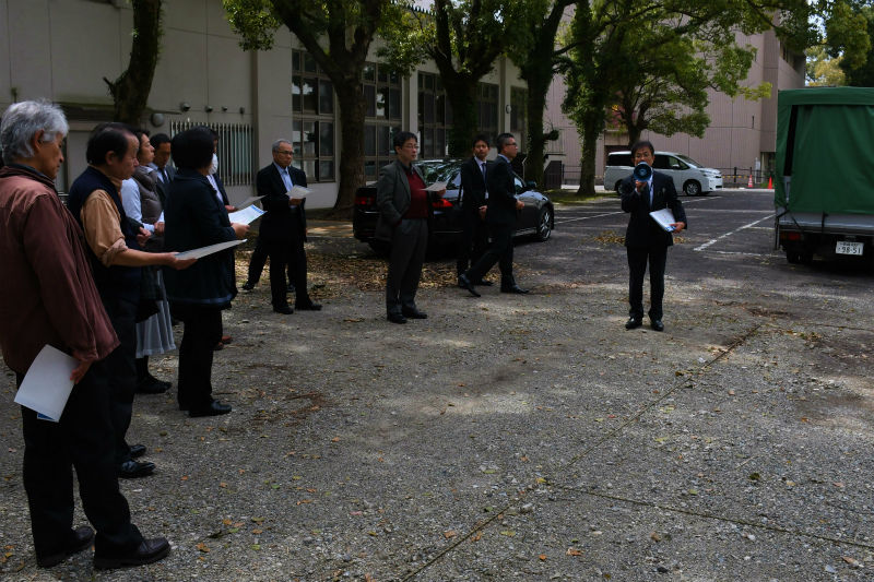 長崎大坂本キャンパスにｂｓｌ４施設で地域連絡協 設置場所予定場所を見せる一方 建設や稼働について住民の理解と合意の決め方はないと説明 Whomeohのblog長崎ぶらぶら平和日記