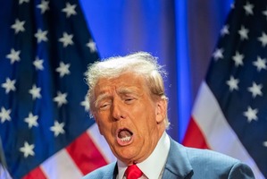 Trump-picks-billionair