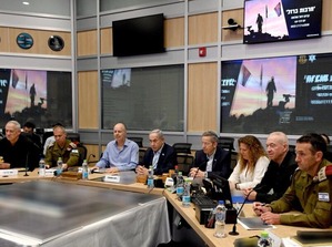 pic_event_cabinet161123