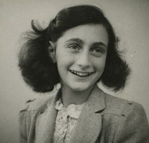 Anne_Frank,_1942