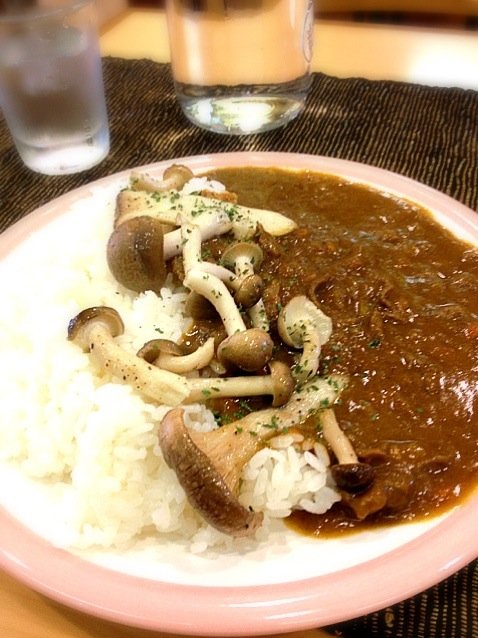 きのこの薬膳カレー at coffee cantatas SnapDish 料理カメラ