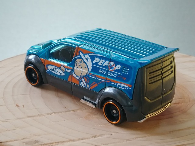 Hot Wheels Ford Transit Connect 3