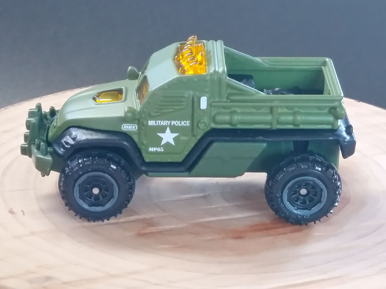 Road Raider 2016 MBX Heroic Rescue [MB895] : Hot WHeeLs & MATCHBOX