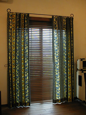 プロバンスカーテンとウッドブラインドの組み合わせ 湘南発 輸入カーテンブログ