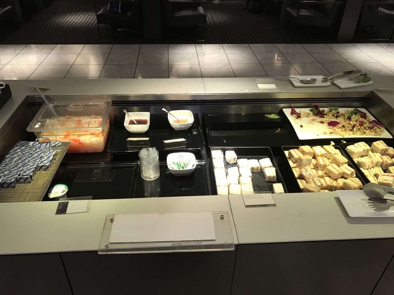 Anaラウンジ 成田空港 ワイン飲んだくれ日記